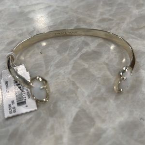 NWT Kendra Scott bracelet